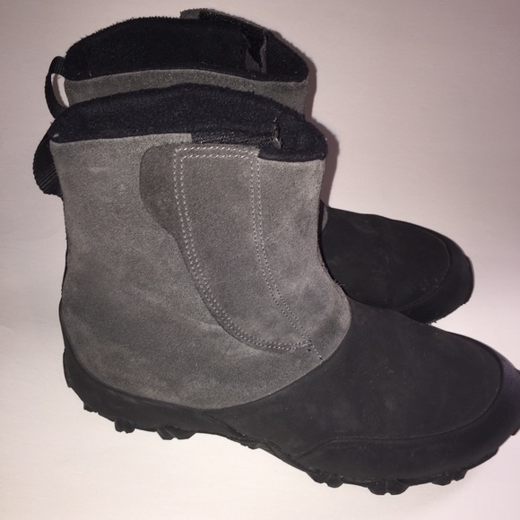 Patagonia Other - Patagonia winter boots forge grey vibram soles 9